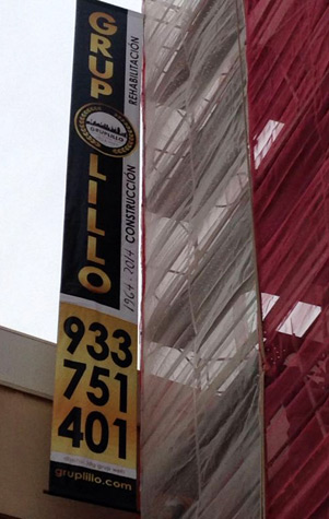 IDG GRUP WEB - IMAGEN CORPORATIVA Y PUBLICIDAD. ROTULACIÓN. Diseñamos LONAS, BANDEROLAS, PANCARTAS para las obras de empresas de construcción y rehabilitación de edificios. Frontlit, microperforadas con rejilla pvc, solvotex,... Cliente: GRUP LILLO