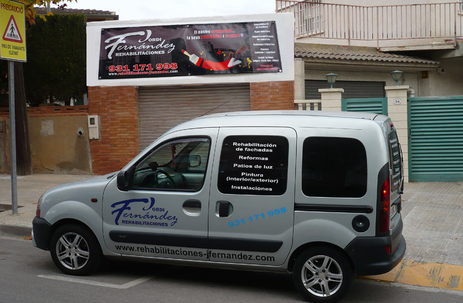IDG GRUP WEB - IMAGEN CORPORATIVA Y PUBLICIDAD. ROTULACIÓN. Diseñamos LONAS, BANDEROLAS, PANCARTAS para las obras de empresas de construcción y rehabilitación de edificios. Frontlit, microperforadas con rejilla pvc, solvotex,... Cliente: JORDI FERNÁNDEZA REHABILITACIONES.