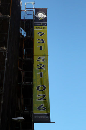 IDG GRUP WEB - IMAGEN CORPORATIVA Y PUBLICIDAD. ROTULACIÓN. Diseñamos LONAS, BANDEROLAS, PANCARTAS para las obras de empresas de construcción y rehabilitación de edificios. Frontlit, microperforadas con rejilla pvc, solvotex,... Cliente: NEWLINE REHABILITACIÓ.