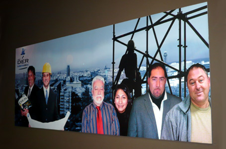 DISEÑO Y COLOCACIÓN DE ROTULOS COMERCIALES - LUMINOSOS O NO LUMINOSOS. RETROILUMINADOS. LEDS. LETRAS CORPÓREAS. METACRILATOS. VINILOS DE IMPRESIÓN. VINIOS DE CORTE. VINILOS MONOMÉRICOS. VINILOS POLIMÉRICOS. Cuadro vinilado sobre FOAM para Cliente: GRUP DER, Esplugues. Barcelona.