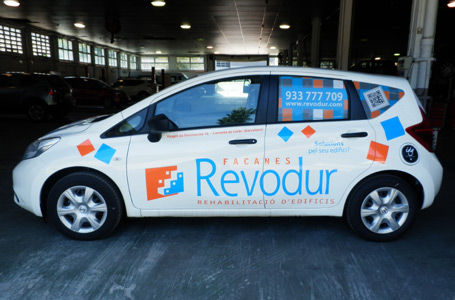 ROTULACIÓN COMERCIAL - ROTULACIÓN DE VEHÍCULOS COMERCIALES: Rotulación de Coches, Rotulación de Furgonetas, Rotulación de Camiones, Rotulación de Motos, Rotulación de Barcos,... Rotulación con Vinilo de Corte, Rotulación con Vinilo de Impresión, Rotulación con Vinilo de Fundición, Rotulación Total Covering. ROTULACIÓN FLOTA DE VEHICULOS - Cliente: REVODUR.