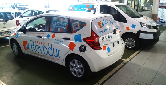 ROTULACIÓN COMERCIAL - ROTULACIÓN DE VEHÍCULOS COMERCIALES: Rotulación de Coches, Rotulación de Furgonetas, Rotulación de Camiones, Rotulación de Motos, Rotulación de Barcos,... Rotulación con Vinilo de Corte, Rotulación con Vinilo de Impresión, Rotulación con Vinilo de Fundición, Rotulación Total Covering. ROTULACIÓN FLOTA DE VEHICULOS - Cliente: REVODUR.