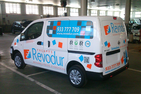 ROTULACIÓN COMERCIAL - ROTULACIÓN DE VEHÍCULOS COMERCIALES: Rotulación de Coches, Rotulación de Furgonetas, Rotulación de Camiones, Rotulación de Motos, Rotulación de Barcos,... Rotulación con Vinilo de Corte, Rotulación con Vinilo de Impresión, Rotulación con Vinilo de Fundición, Rotulación Total Covering. ROTULACIÓN FLOTA DE VEHICULOS - Cliente: REVODUR.