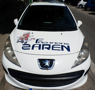 ROTULACIÓN COMERCIAL - ROTULACIÓN DE VEHÍCULOS COMERCIALES: Rotulación de Coches, Rotulación de Furgonetas, Rotulación de Camiones, Rotulación de Motos, Rotulación de Barcos,... Rotulación con Vinilo de Corte, Rotulación con Vinilo de Impresión, Rotulación con Vinilo de Fundición, Rotulación Total Covering. ROTULACIÓN VEHICULOS - Cliente: FACHADAS ZAREN.