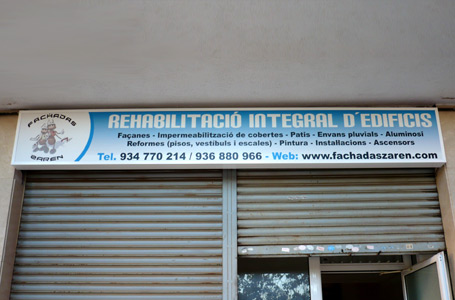 DISEÑO Y COLOCACIÓN DE ROTULOS COMERCIALES - LUMINOSOS O NO LUMINOSOS. RETROILUMINADOS. LEDS. LETRAS CORPÓREAS. METACRILATOS. VINILOS DE IMPRESIÓN. VINIOS DE CORTE. VINILOS MONOMÉRICOS. VINILOS POLIMÉRICOS. Cliente: FACHADAS ZAREN, Sant Feliu. Barcelona.