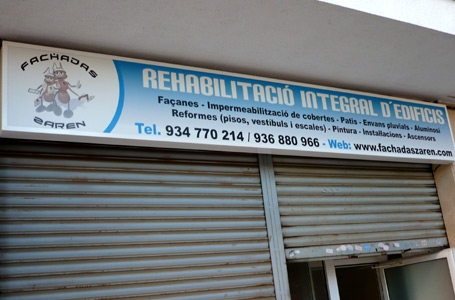 DISEÑO Y COLOCACIÓN DE ROTULOS COMERCIALES - LUMINOSOS O NO LUMINOSOS. RETROILUMINADOS. LEDS. LETRAS CORPÓREAS. METACRILATOS. VINILOS DE IMPRESIÓN. VINIOS DE CORTE. VINILOS MONOMÉRICOS. VINILOS POLIMÉRICOS. Cliente: FACHADAS ZAREN, Sant Feliu. Barcelona.