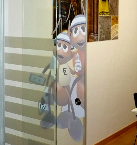 DISEÑO Y COLOCACIÓN DE ROTULOS COMERCIALES - LUMINOSOS O NO LUMINOSOS. RETROILUMINADOS. LEDS. LETRAS CORPÓREAS. METACRILATOS. VINILOS DE IMPRESIÓN. VINIOS DE CORTE. VINILOS MONOMÉRICOS. VINILOS POLIMÉRICOS. Cliente: FACHADAS ZAREN, Sant Feliu. Barcelona.